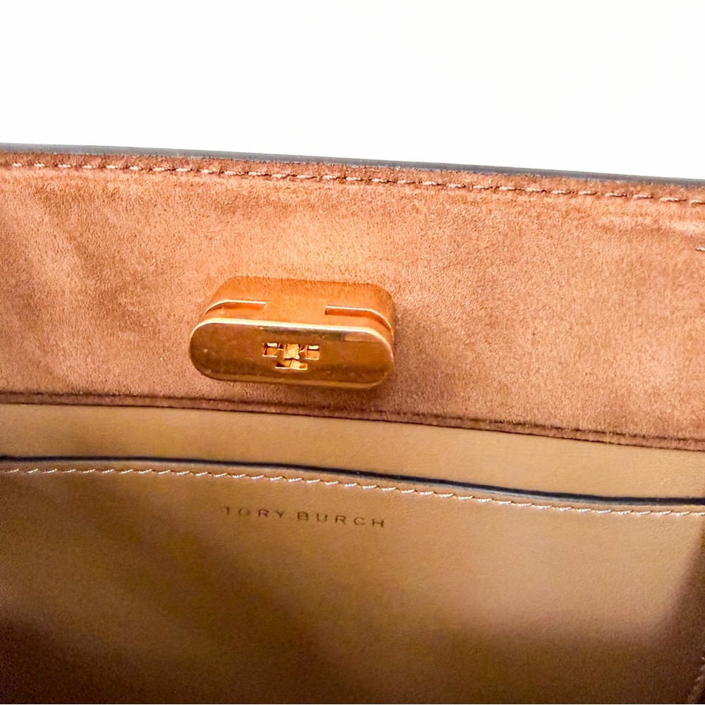 Tory Burch Lee Radziwill Black Croc-Embossed Leather Petite Bag - Picture 16 of 16